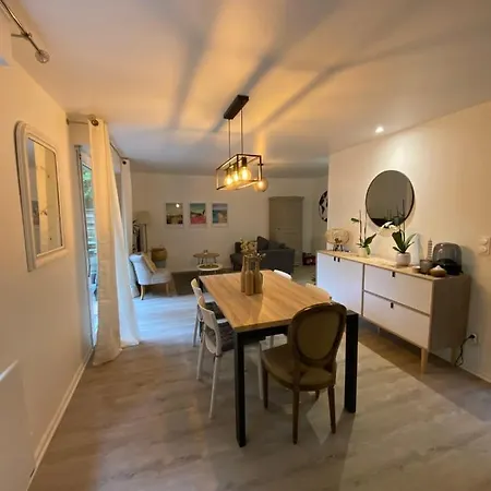 70m Quiet With Terrace In *